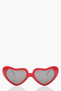 Boohoo Poppy Heart Shape Sunglasses