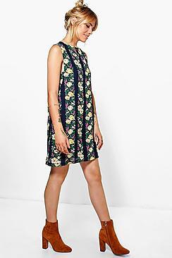 Boohoo Kaella Floral Tabard Shift Dress