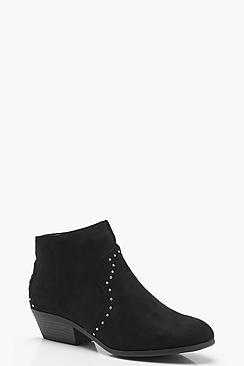 Boohoo Brooke Studded Chelsea Boot