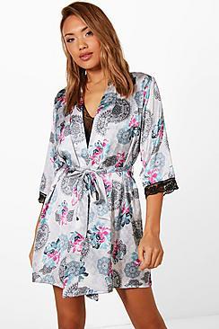 Boohoo Clara Floral Satin Lace Sleeve Kimono Robe
