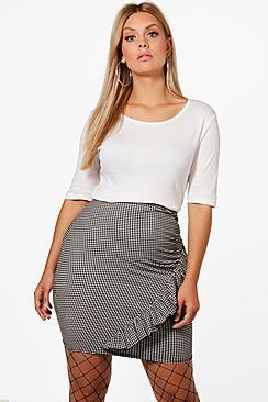 Boohoo Plus Robyn Basic Half Sleeve Cotton Top