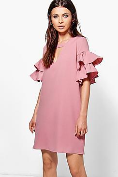 Boohoo Georgia Tiered Plunge Shift Dress
