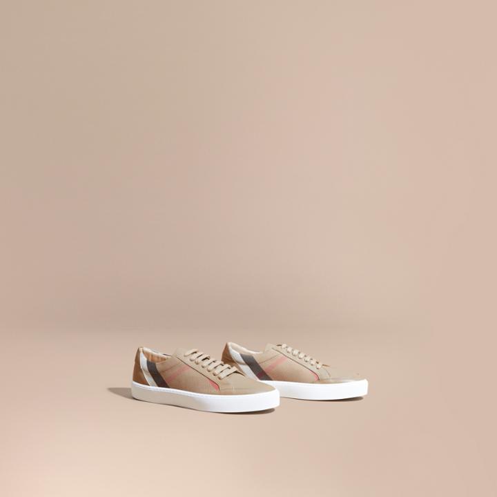 Burberry Burberry Check Detail Leather Trainers, Size: 38, White