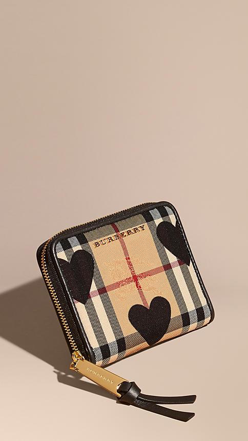 Burberry Heart Print Horseferry Check Ziparound Wallet