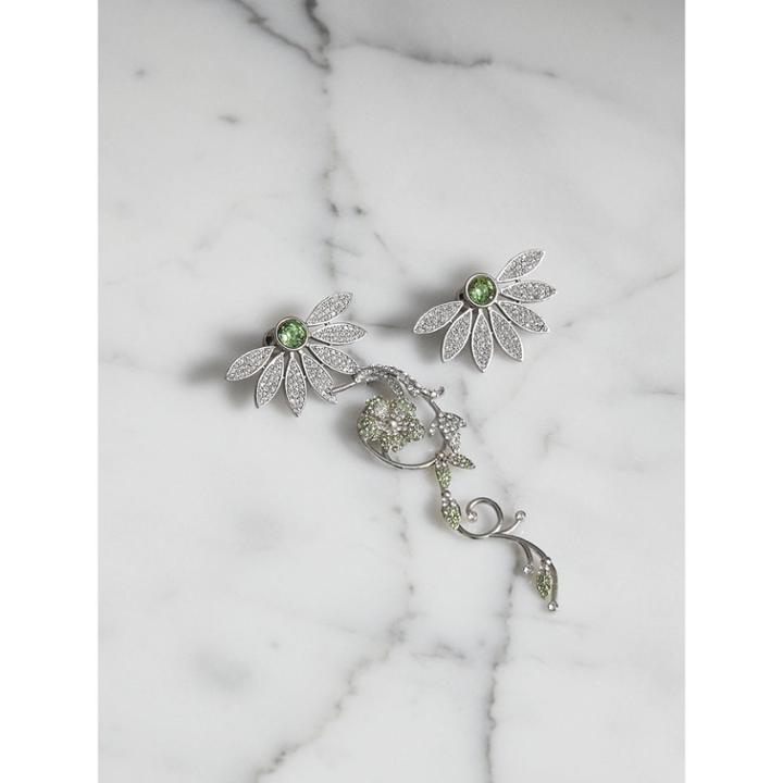 Burberry Burberry Crystal Half-daisy Drop Earring And Stud Set, Green