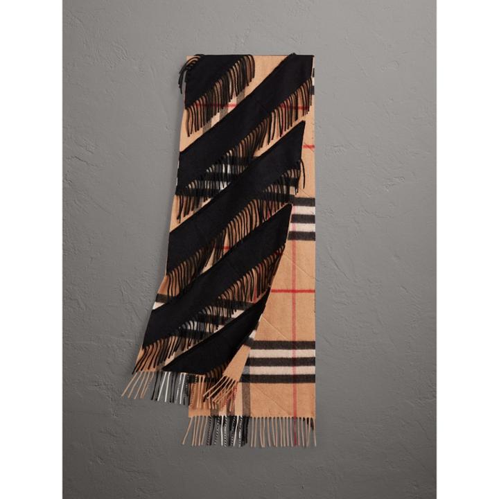 Burberry Burberry The Classic Check Cashmere Scarf With Fringing
