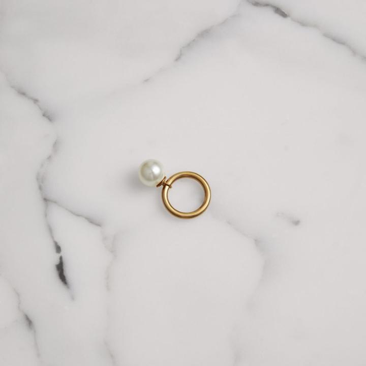 Burberry Burberry Faux Pearl Charm Gold-plated Ring, White