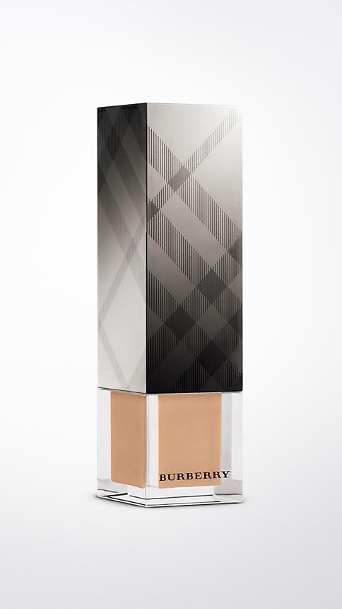 Burberry Sheer Foundation -trench No.05