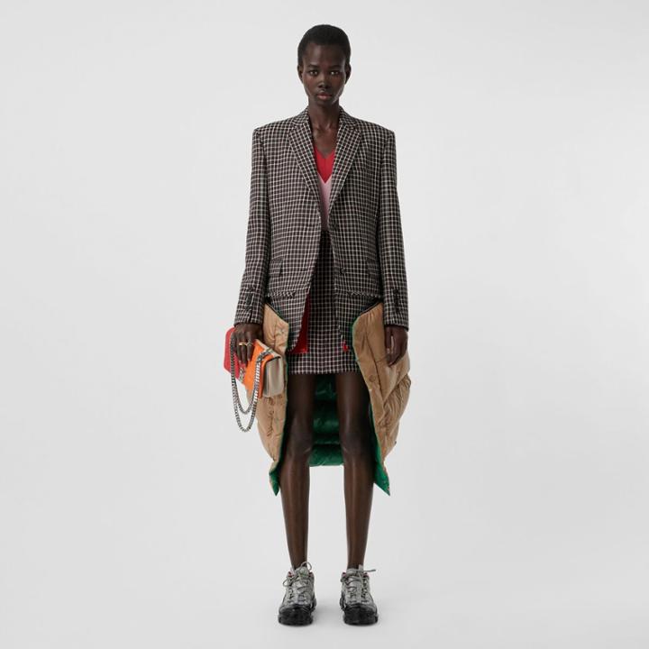 Burberry Burberry Pocket Detail Tartan Wool Mini Skirt, Size: 06, Red