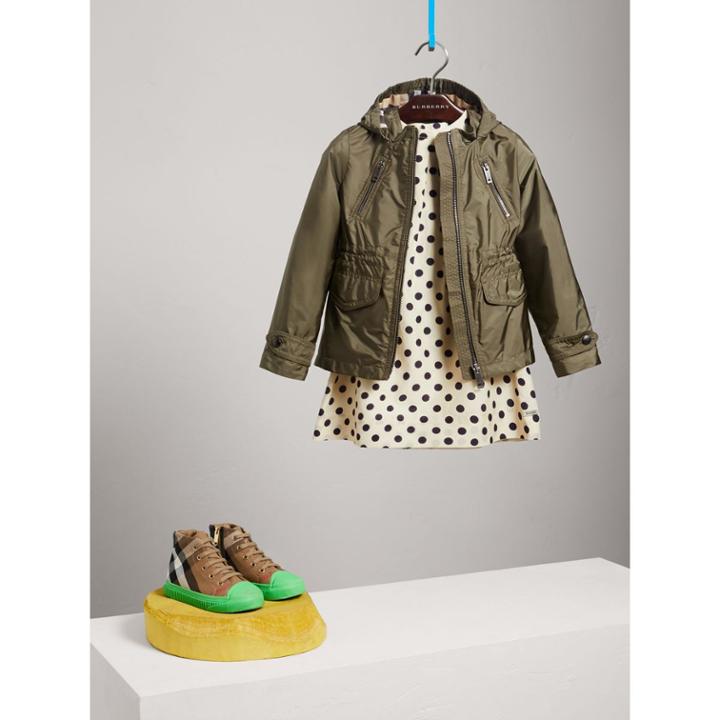 Burberry Burberry Hooded Packaway Technical Jacket, Size: 12y, Green