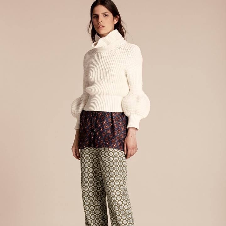 Burberry Burberry Cotton Blend Sweater With Ruff Neck, Size: Xl, White