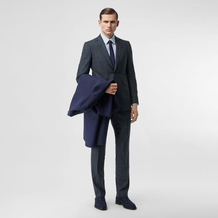 Burberry Burberry Classic Fit Striped Cotton Poplin Dress Shirt, Size: 31, Blue