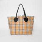 Burberry Burberry The Giant Reversible Tote In Vintage Check, Black
