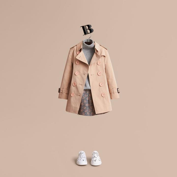 Burberry Burberry The Sandringham Trench Coat, Size: 6y, Beige