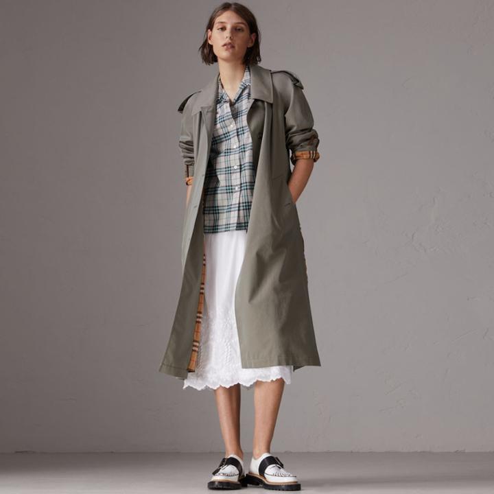 Burberry Burberry Short-sleeve Lace Trim Check Cotton Shirt, Size: 06