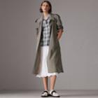 Burberry Burberry Short-sleeve Lace Trim Check Cotton Shirt, Size: 06