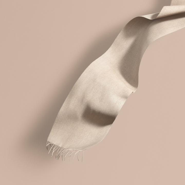 Burberry Burberry The Classic Cashmere Scarf, White