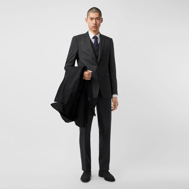 Burberry Burberry Classic Fit Check Wool Three-piece Suit, Size: 48r, Grey