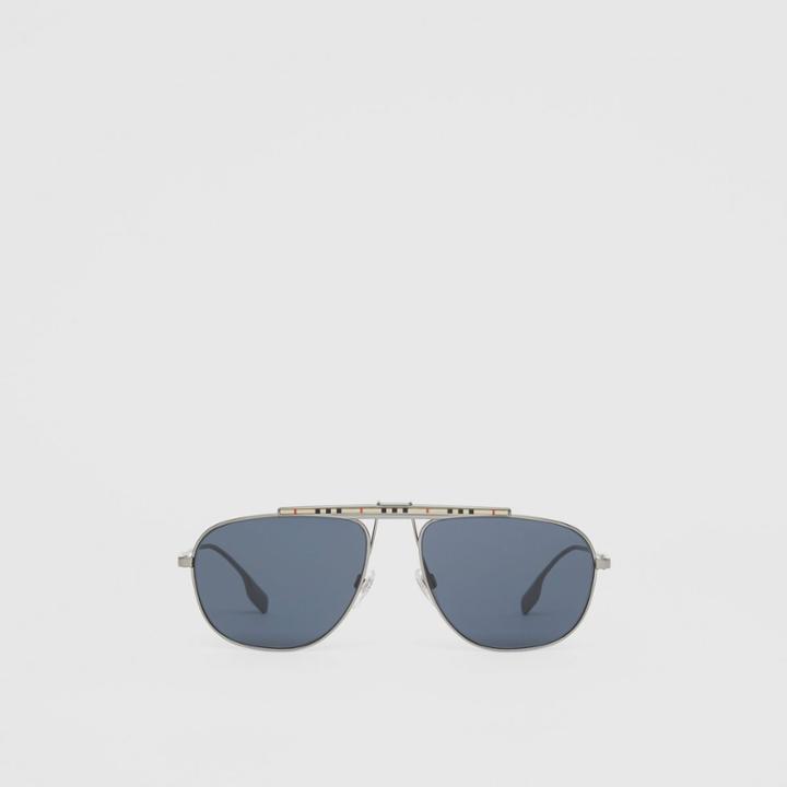 Burberry Burberry Icon Stripe Detail Pilot Sunglasses, Grey