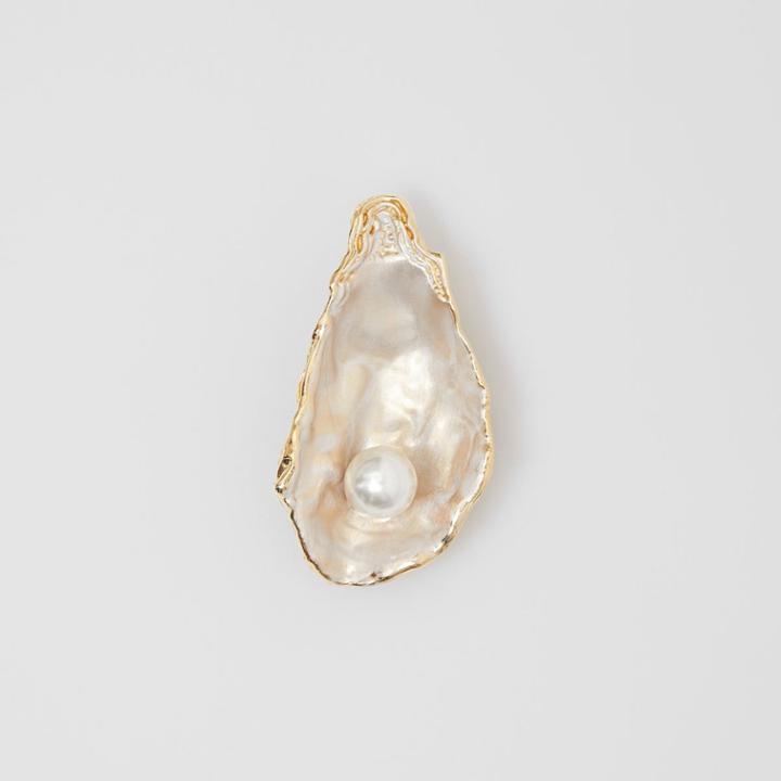 Burberry Burberry Resin Pearl Detail Gold-plated Oyster Brooch, Yellow