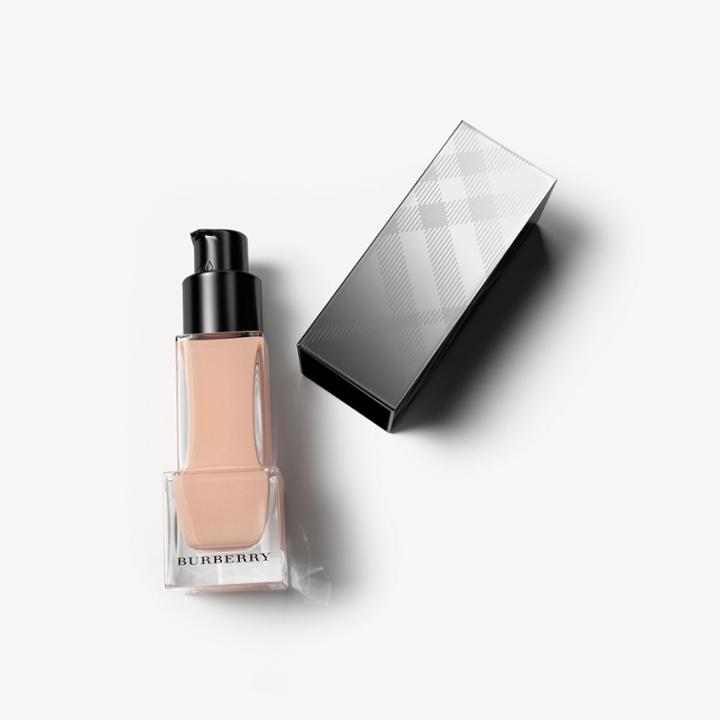 Burberry Burberry Fresh Glow Foundation Spf 15 Pa+++ - Ochre Nude No.12, Ochre Nude 12