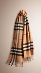 Burberry Burberry The Classic Cashmere Scarf In Heritage Check, Brown