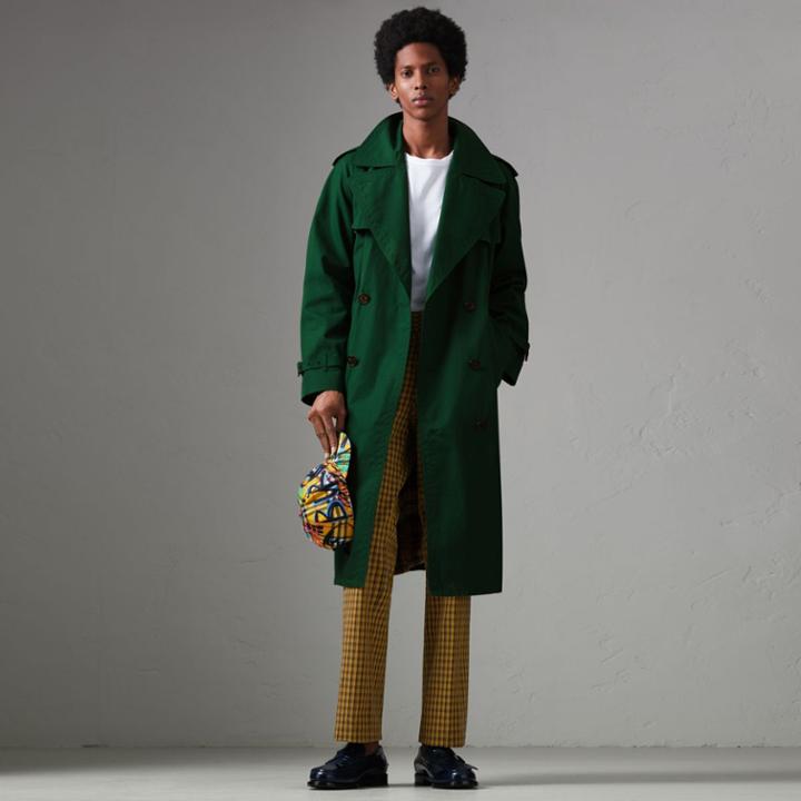 Burberry Burberry Gun-flap Detail Cotton Gabardine Trench Coat, Size: 34