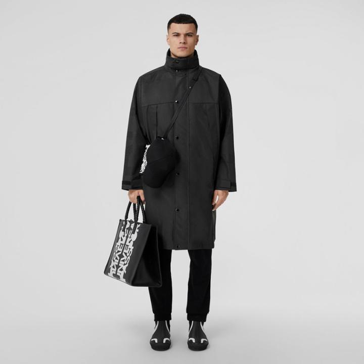Burberry Burberry Perforated Logo Packaway Hood Technical Car Coat, Size: M