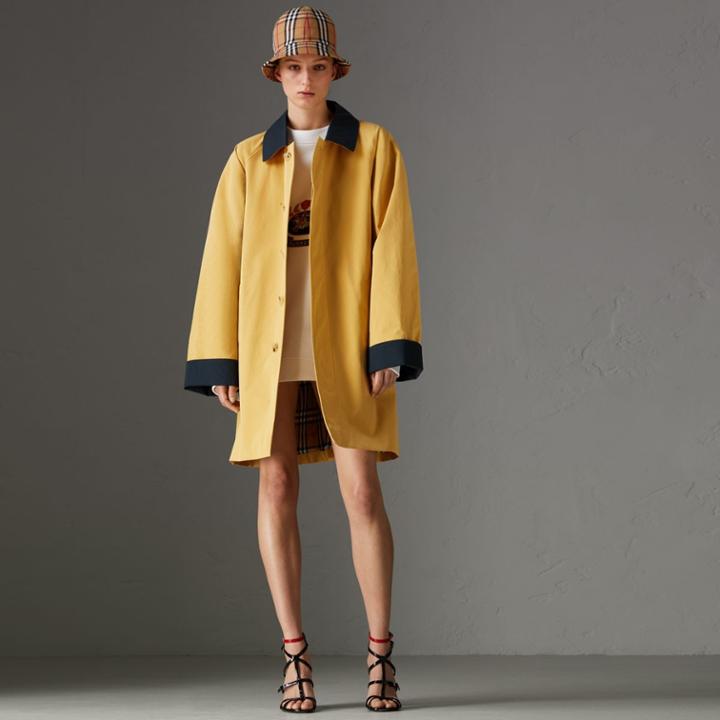 Burberry Burberry Reissued Waxed Cotton Gabardine Car Coat, Size: Xxs, Yellow