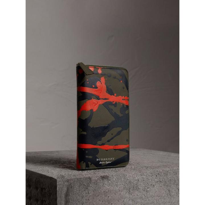 Burberry Burberry Splash Trench Leather Ziparound Wallet, Green