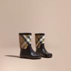 Burberry Burberry Star Print House Check Rain Boots, Size: 30, Black