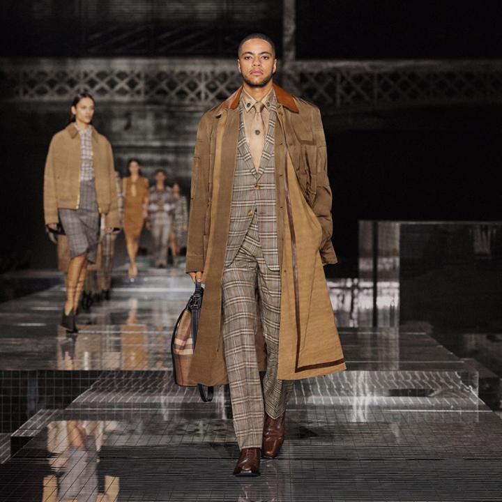 Burberry Burberry Prince Of Wales Check Wool Silk Tailored Jacket, Size: 44, Brown