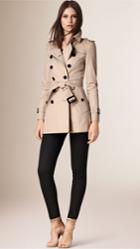 Burberry Burberry The Chelsea -short Heritage Trench Coat, Size: 04, Beige