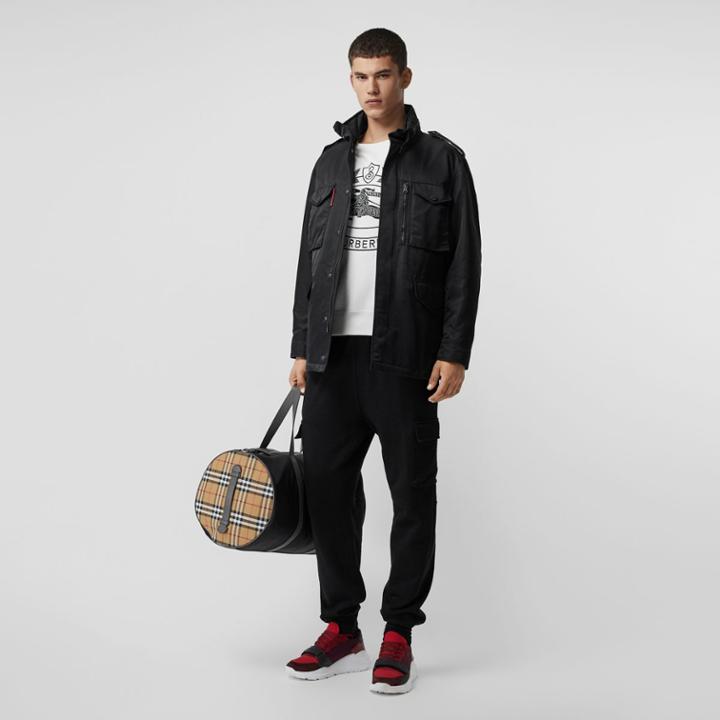 Burberry Burberry Packaway Hood Padded Field Jacket, Size: 34, Black