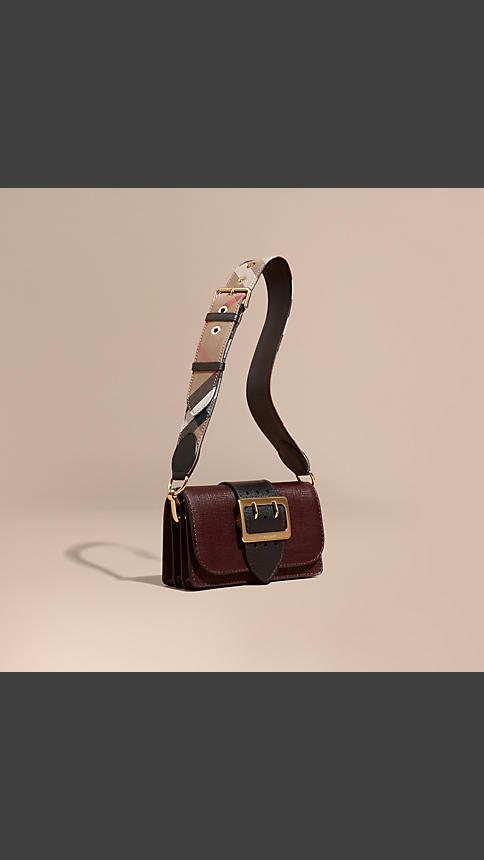 Burberry The Buckle Bag In Textured Leather