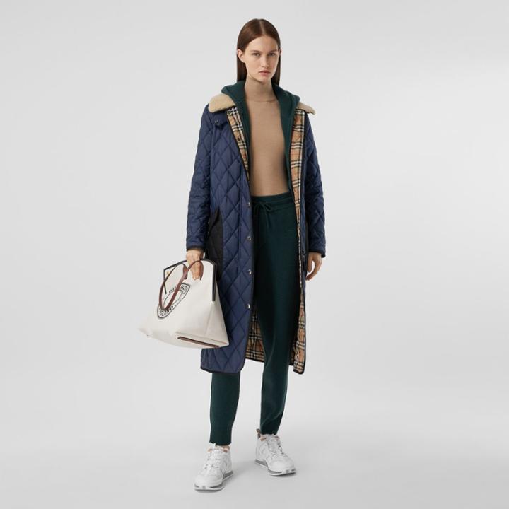 Burberry Burberry Detachable Fleece Collar Diamond Quilted Coat