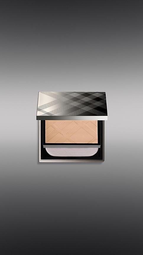 Burberry Sheer Compact Foundation - Trench No.06