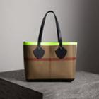 Burberry Burberry The Medium Giant Reversible Tote In Canvas And Leather, Black