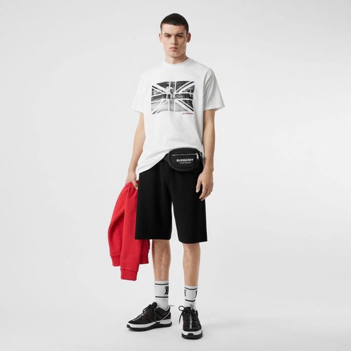 Burberry Burberry Union Jack Photo Print Cotton Oversized T-shirt, Size: L, White