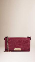 Burberry Signature Grain Leather Clutch Bag With Chain