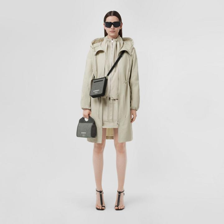 Burberry Burberry Logo Detail Technical Faille Parka, Size: 04
