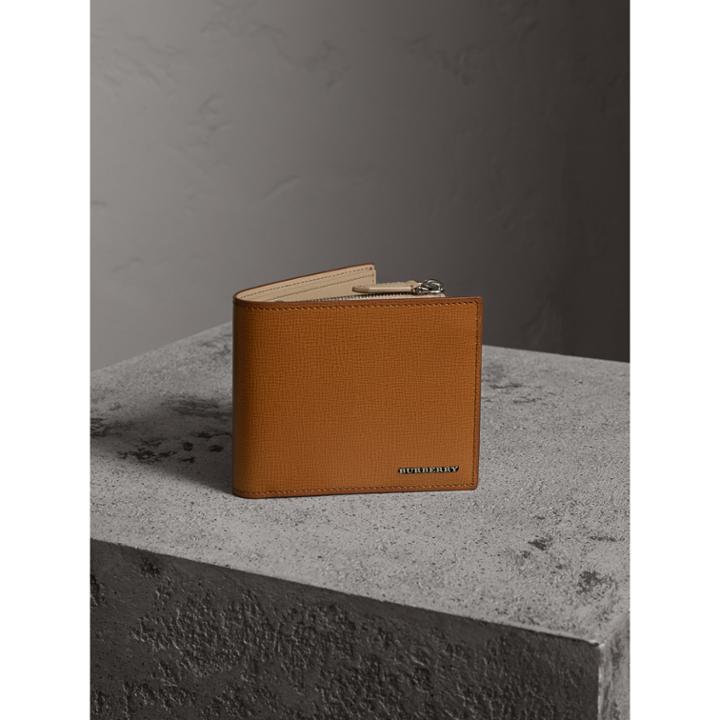 Burberry Burberry Leather International Bifold Id Coin Wallet, Brown