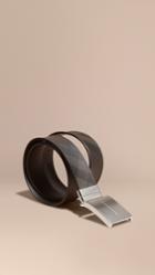 Burberry Burberry Reversible Smoked Check And Leather Plaque Belt, Size: 80, Black
