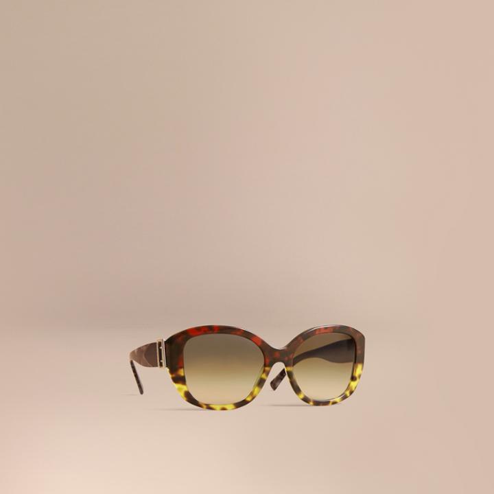 Burberry Burberry Buckle Detail Oversize Square Frame Sunglasses, Yellow