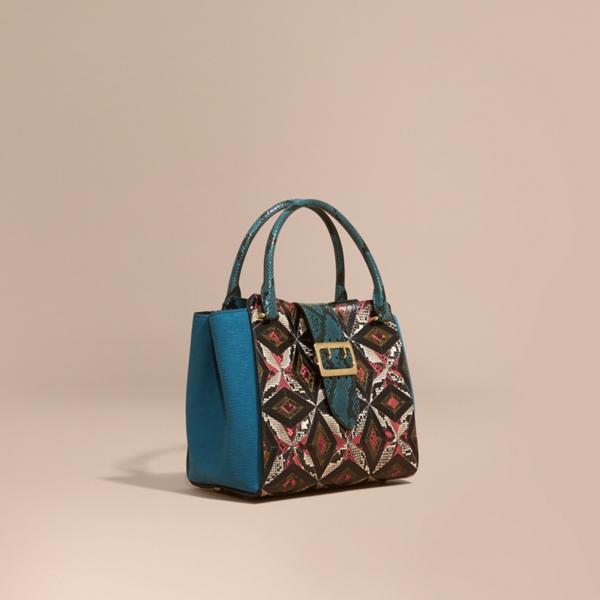 Burberry The Medium Buckle Tote In Tiled Snakeskin