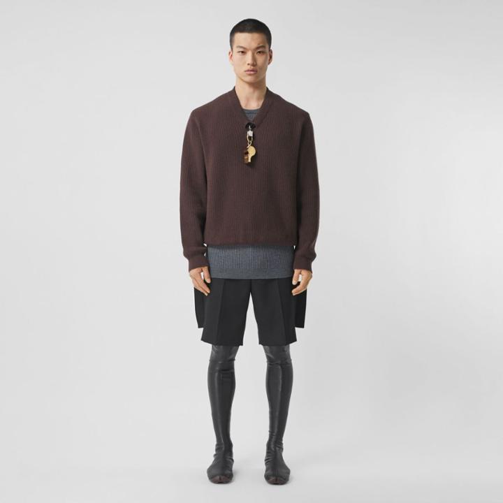 Burberry Burberry Panel Detail Grain De Poudre Wool Shorts, Size: 38