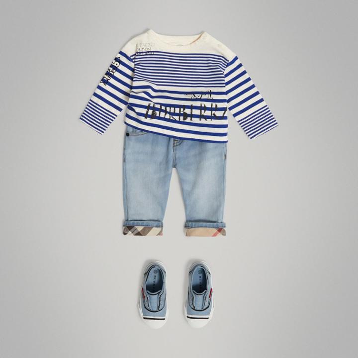 Burberry Burberry Relaxed Fit Stretch Jeans, Size: 3y, Blue