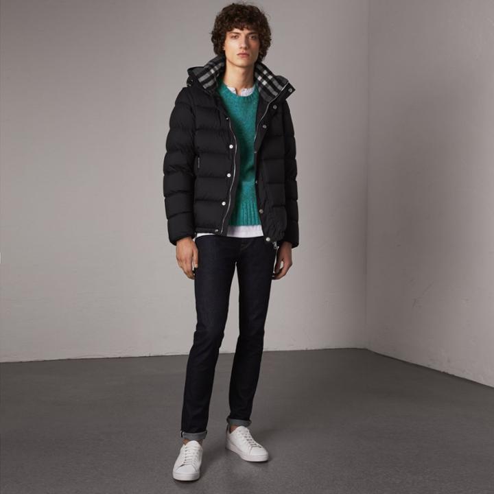 Burberry Burberry Detachable-sleeve Down-filled Puffer Jacket, Size: 44, Black