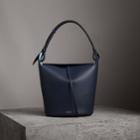 Burberry Burberry The Large Leather Bucket Bag, Blue