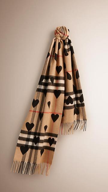 Burberry The Classic Cashmere Scarf In Check And Hearts
